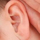Jeuk in het oor: oorzaak en behandeling