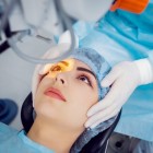 Staar aan de ogen: symptomen, operatie & nastaar laseren