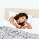 Anti-snurk-elastiek bij obstructieve apneu om goed te slapen