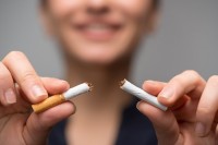 Stoppen met roken heeft veel voordelen / Bron: Dmytro Zinkevych/Shutterstock.com
