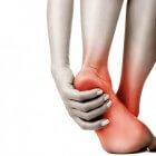 Pijn aan de voet: symptomen en oorzaken van pijnlijke voeten