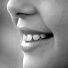 Dik, plakkerig speeksel: Oorzaken van kleverig slijm in mond
