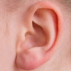 Kloppend oor: oorzaken van een kloppend geluid in de oren