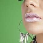 Lippen plumpen: met een zuigapparaatje of speciale lipgloss