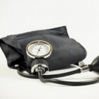 Hypotensie (te lage bloeddruk): Symptomen en behandeling
