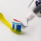 Fluoride in tandpasta: bescherming tegen gaatjes (caries)