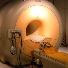 Hoe werkt MRI (magnetic resonance imaging)?