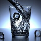 Water: Voordelen voor gezondheid van voldoende waterinname