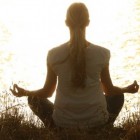 Yoga: Medicijn of bijgeloof?