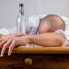 Via een 5-stappenplan van de drank en alcoholverslaving af