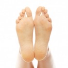 Droge voeten: oorzaken, symptomen & behandeling ruwe voeten