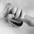 Een spreidbroekje is nodig voor een baby met heupdysplasie
