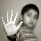 Wat kunnen jongeren en kinderen doen bij huiselijk geweld?