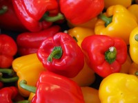 Rode en gele paprika's zijn een goede vitamine C-bron / Bron: Hans, Pixabay