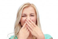 Stinkende adem door een droge mond en tong / Bron: Syda Productions/Shutterstock.com