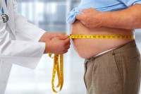 Lipodermatosclerose komt vaker voor bij mensen met overgewicht / Bron: Kurhan/Shutterstock.com
