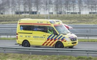 Bij een beroerte word je met spoed naar het ziekenhuis vervoerd per ambulance / Bron: Istock.com/lampixels