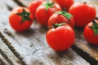 Tomaten bevatten lypoceen en dat is goed voor de prostaat. Volgens diverse studies heeft lycopeen een aantoonbaar gunstig effect op (het voorkomen van) prostaatkanker. / Bron: Lernestorod, Pixabay